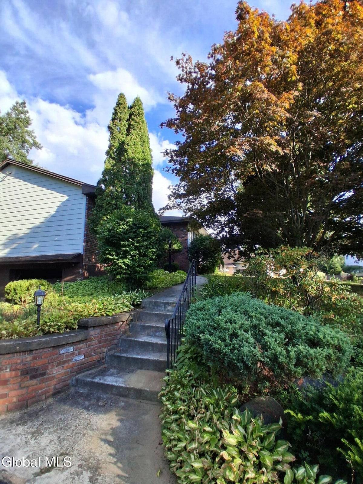 #2 photo, 341 W Highland Drive, Guilderland , NY 12303