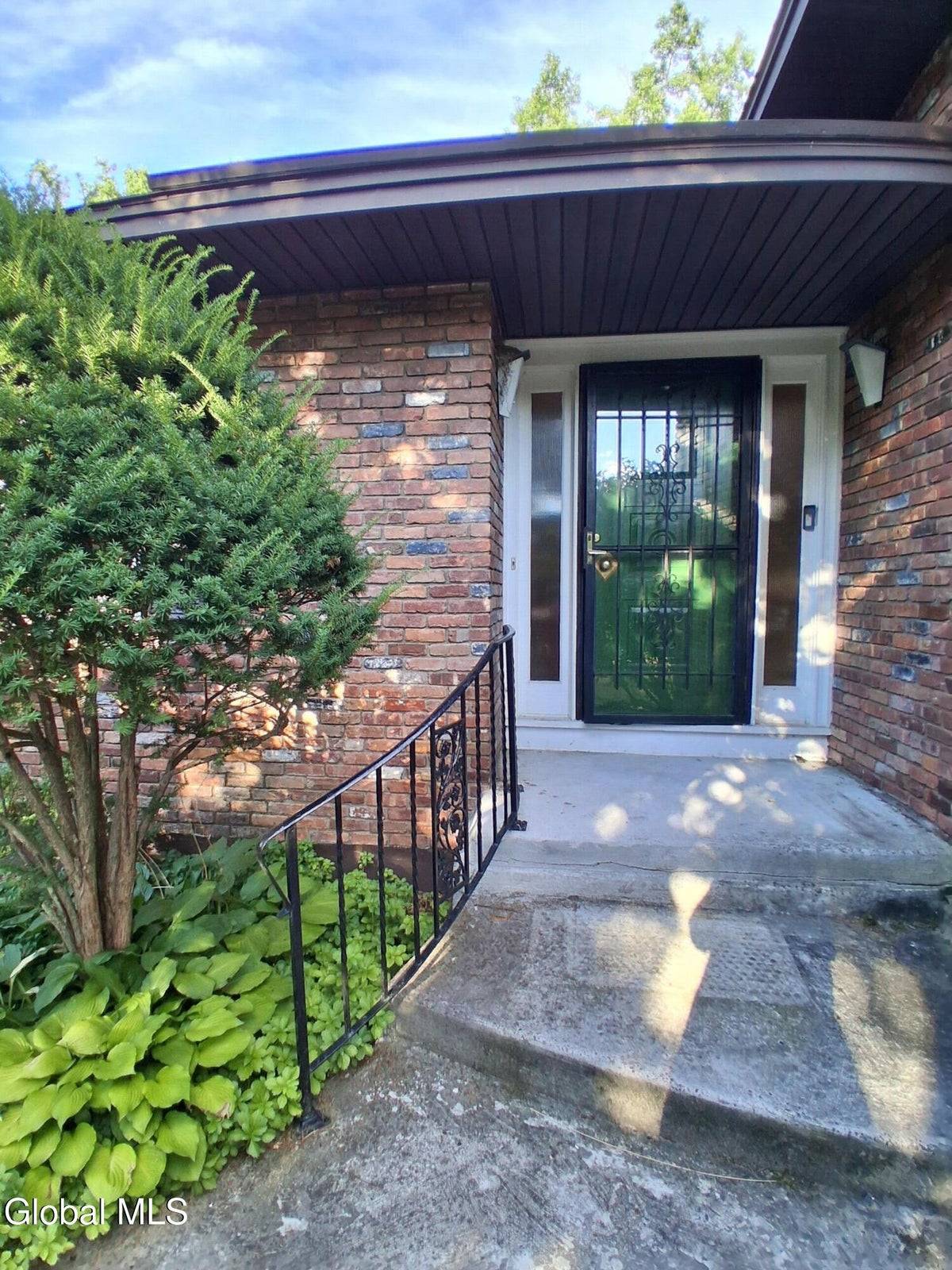 #3 photo, 341 W Highland Drive, Guilderland , NY 12303