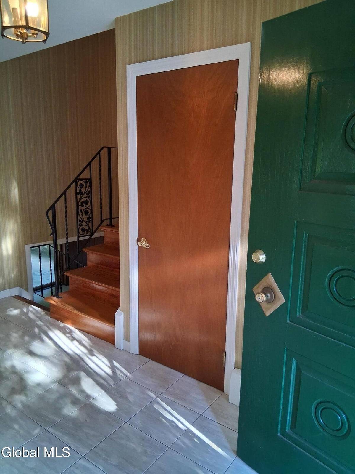 #4 photo, 341 W Highland Drive, Guilderland , NY 12303