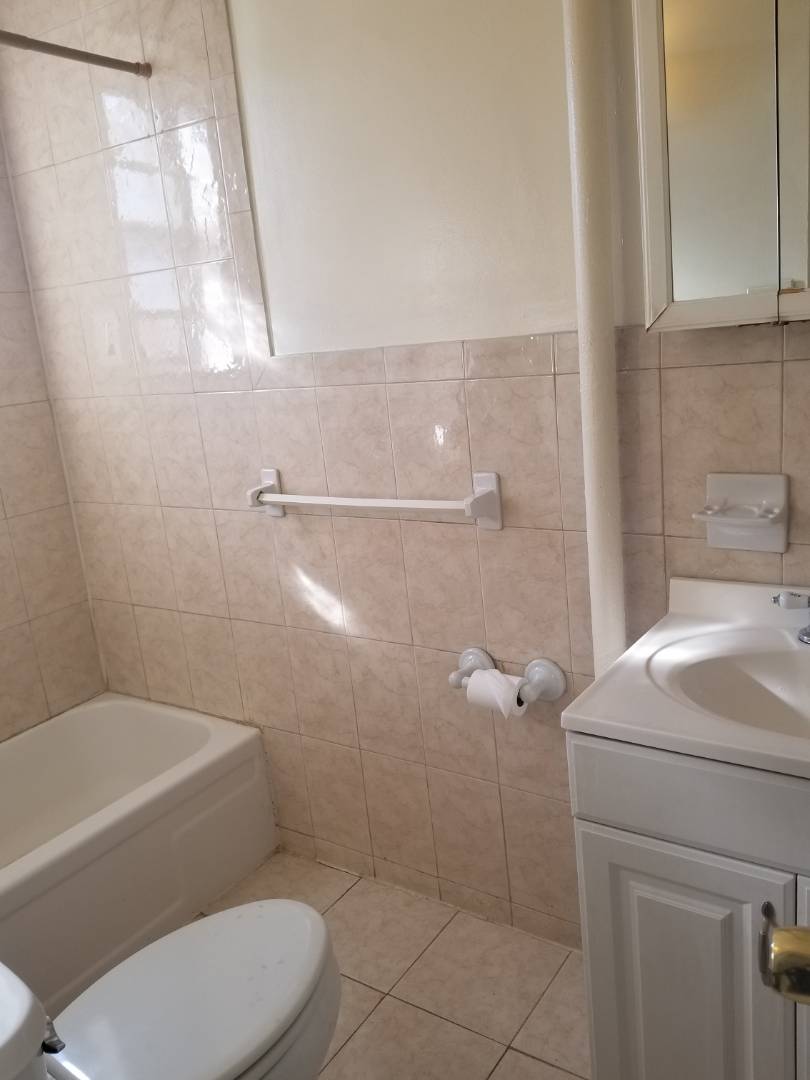 #4 photo, 41-25 53st, クイーンズ区 woodside , NY 11377