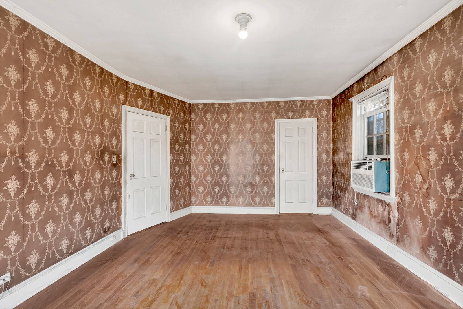 #10 photo, 452 Marine Ave, ブルックリン区 Bay Ridge , NY 11209