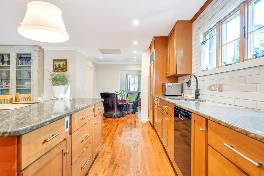 #5 photo, 386 Mill Road, サフォーク郡 Westhampton , NY 11977