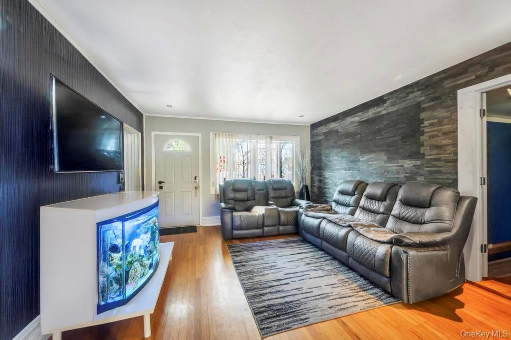 #11 photo, 3 Francisco Avenue, サフォーク郡 Central Islip , NY 11722