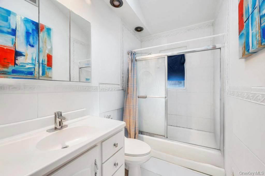 #7 photo, 3 Francisco Avenue, サフォーク郡 Central Islip , NY 11722