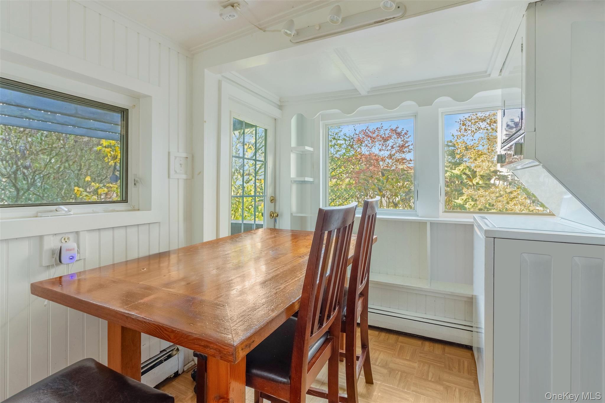 #7 photo, 48920 Route 25, サフォーク郡 Southold , NY 11971