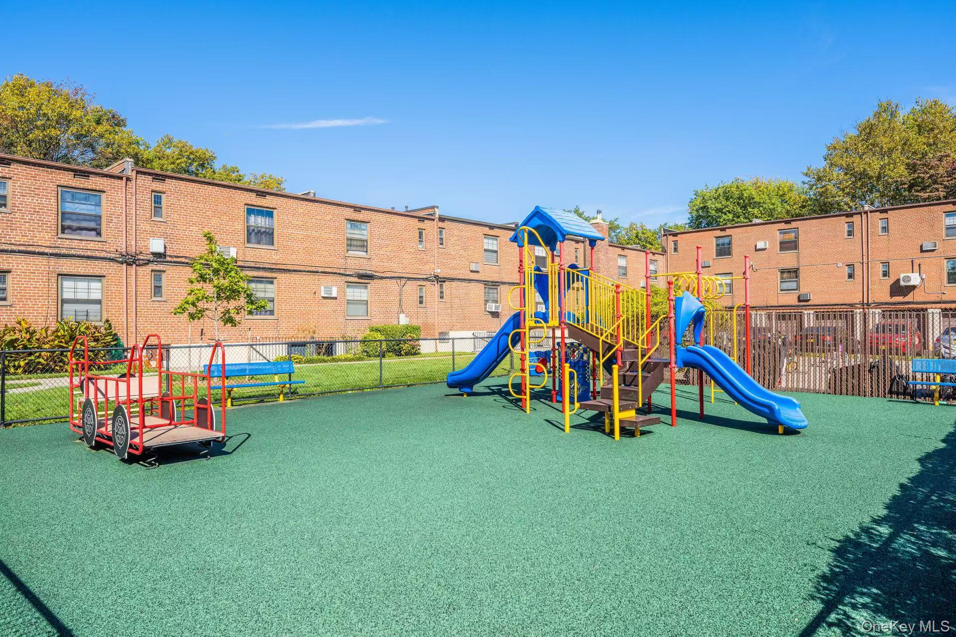 #12 photo, 69-43 Park Drive, Flushing , NY 11367