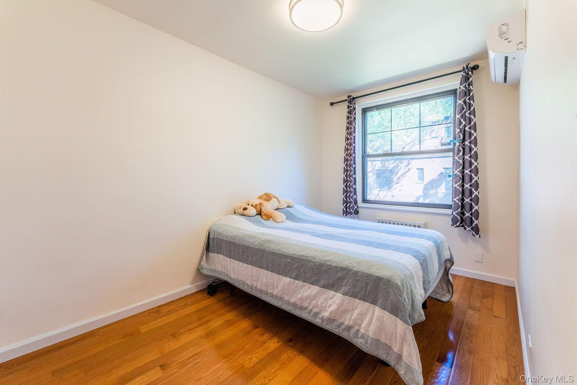 #8 photo, 69-43 Park Drive, Flushing , NY 11367