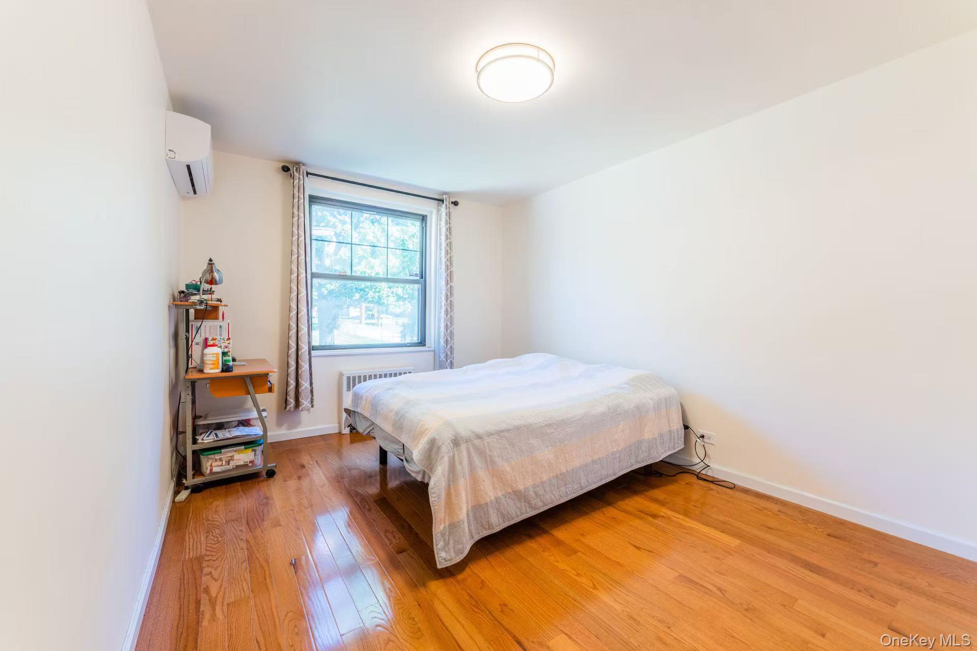 #9 photo, 69-43 Park Drive, Flushing , NY 11367