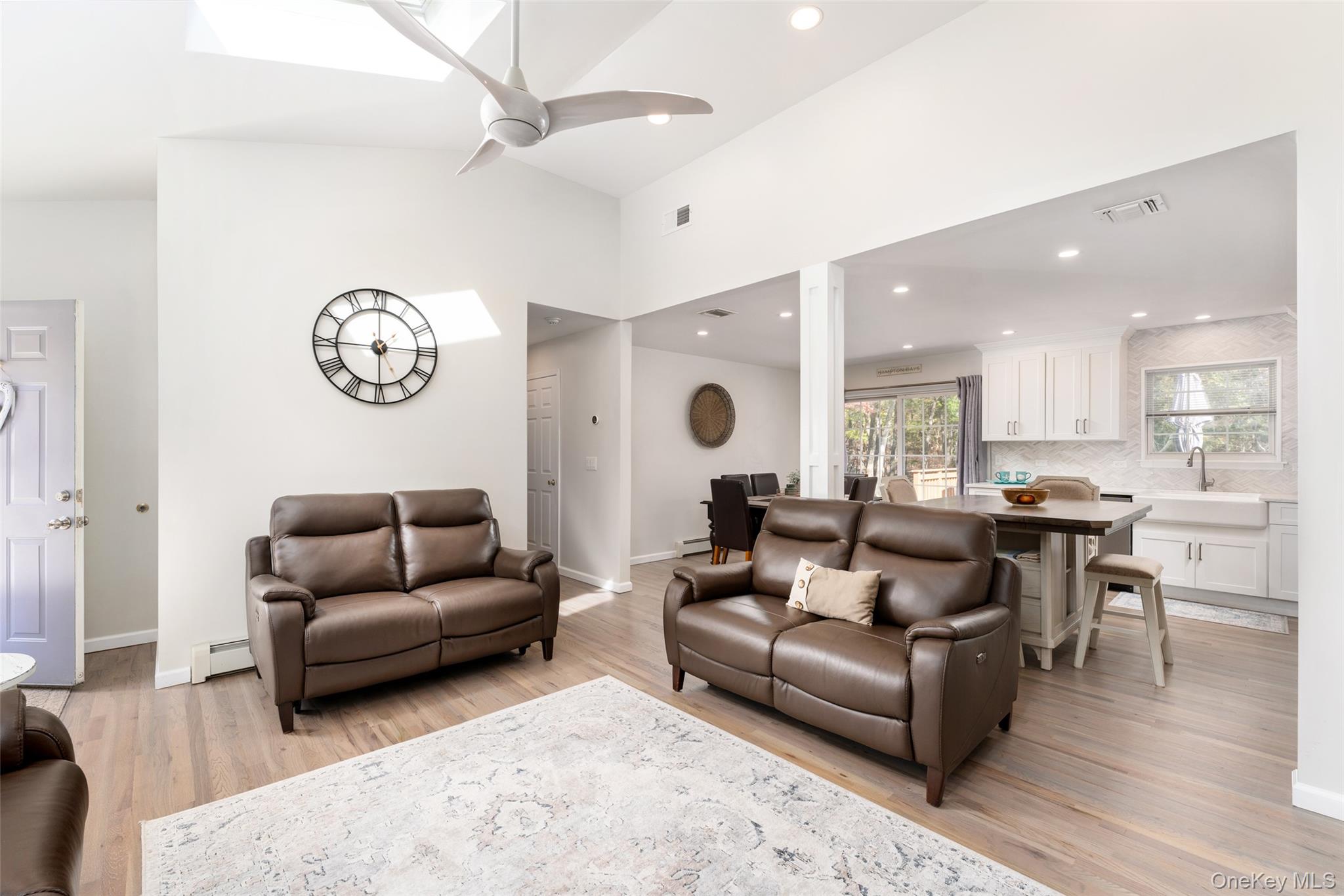 #6 photo, 80 Washington Heights Avenue, サフォーク郡 Hampton Bays , NY 11946