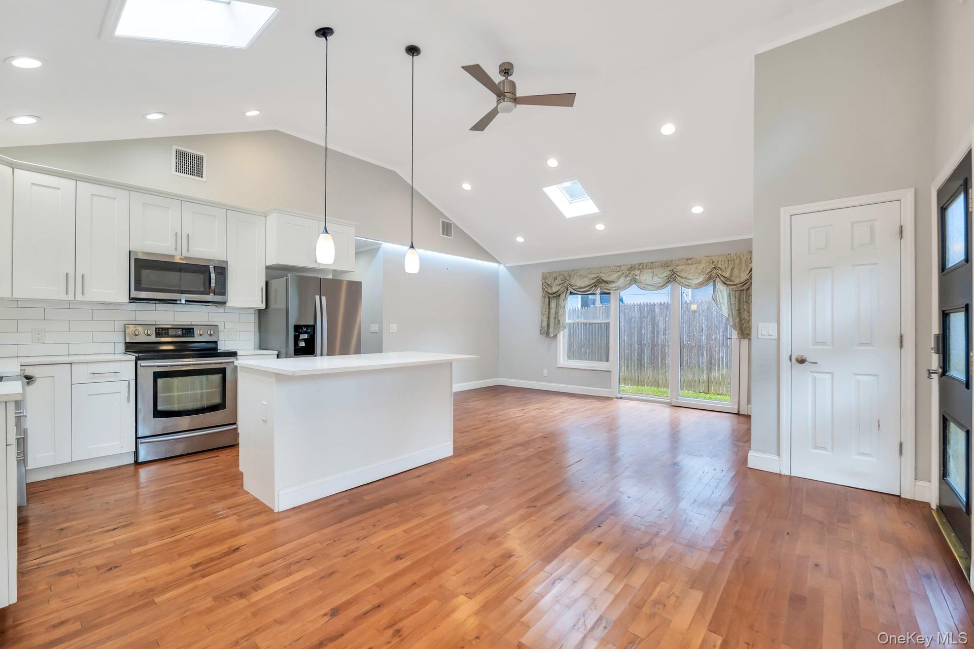 #9 photo, 30 Harding Road, サフォーク郡 Ronkonkoma , NY 11779