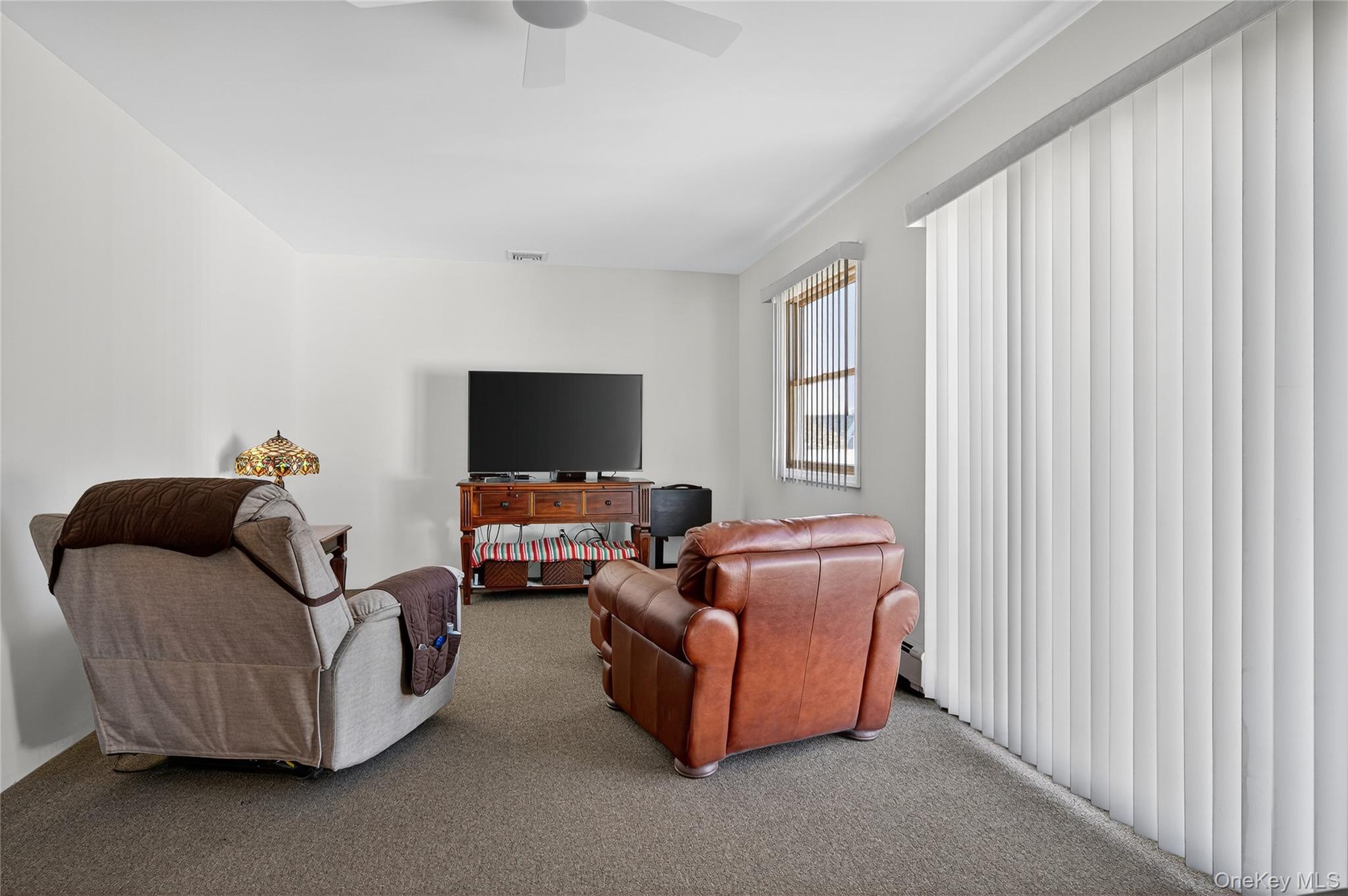 #11 photo, 242 James Street, ナッソー郡 Franklin Square , NY 11010