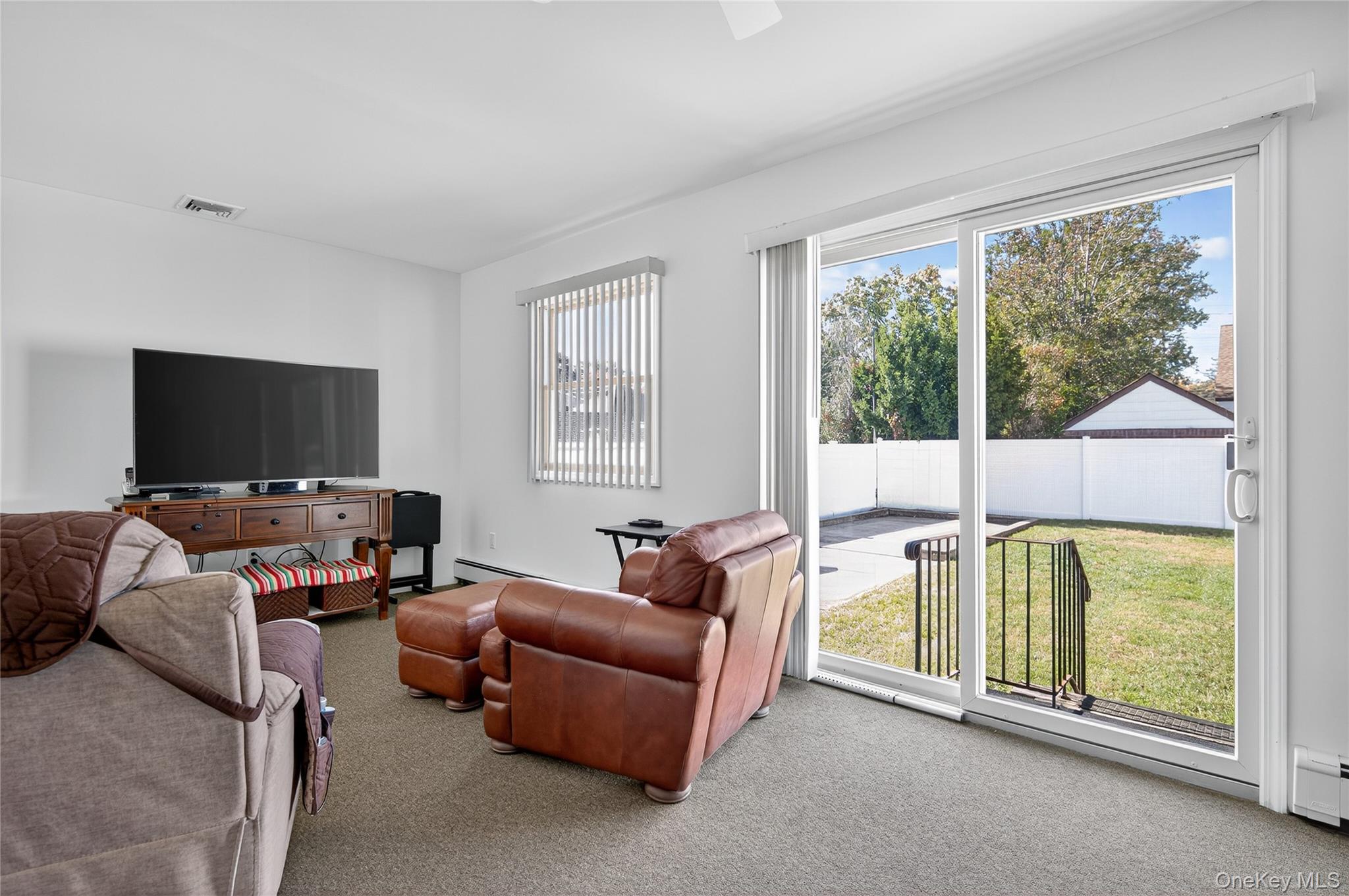 #12 photo, 242 James Street, ナッソー郡 Franklin Square , NY 11010