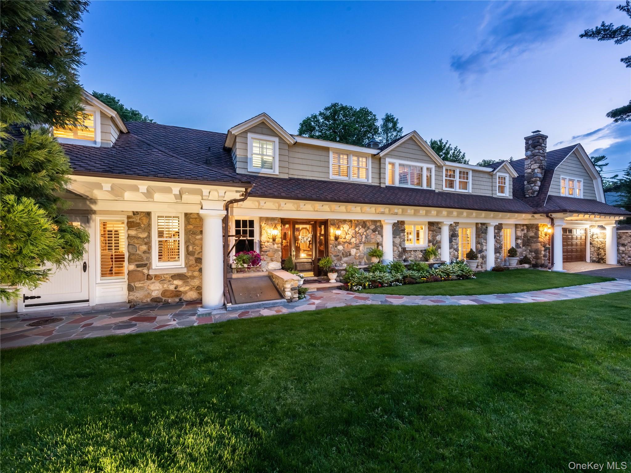 #4 photo, 1054 Plandome Road, ナッソー郡 Manhasset , NY 11030