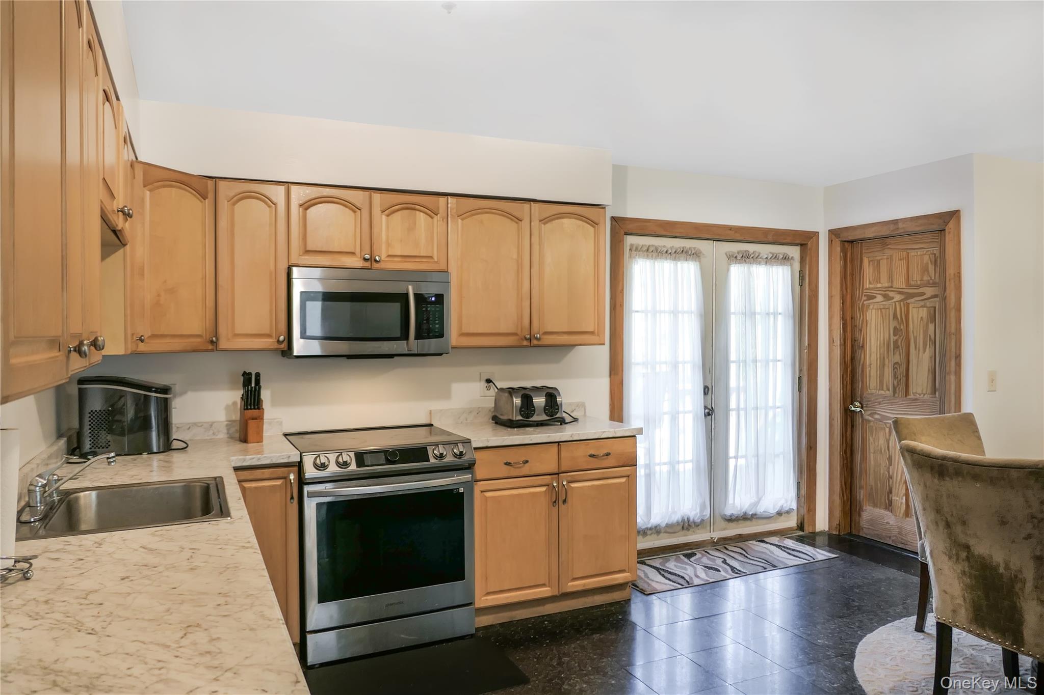 #9 photo, 34 Wards Lane, サフォーク郡 Bellport , NY 11713