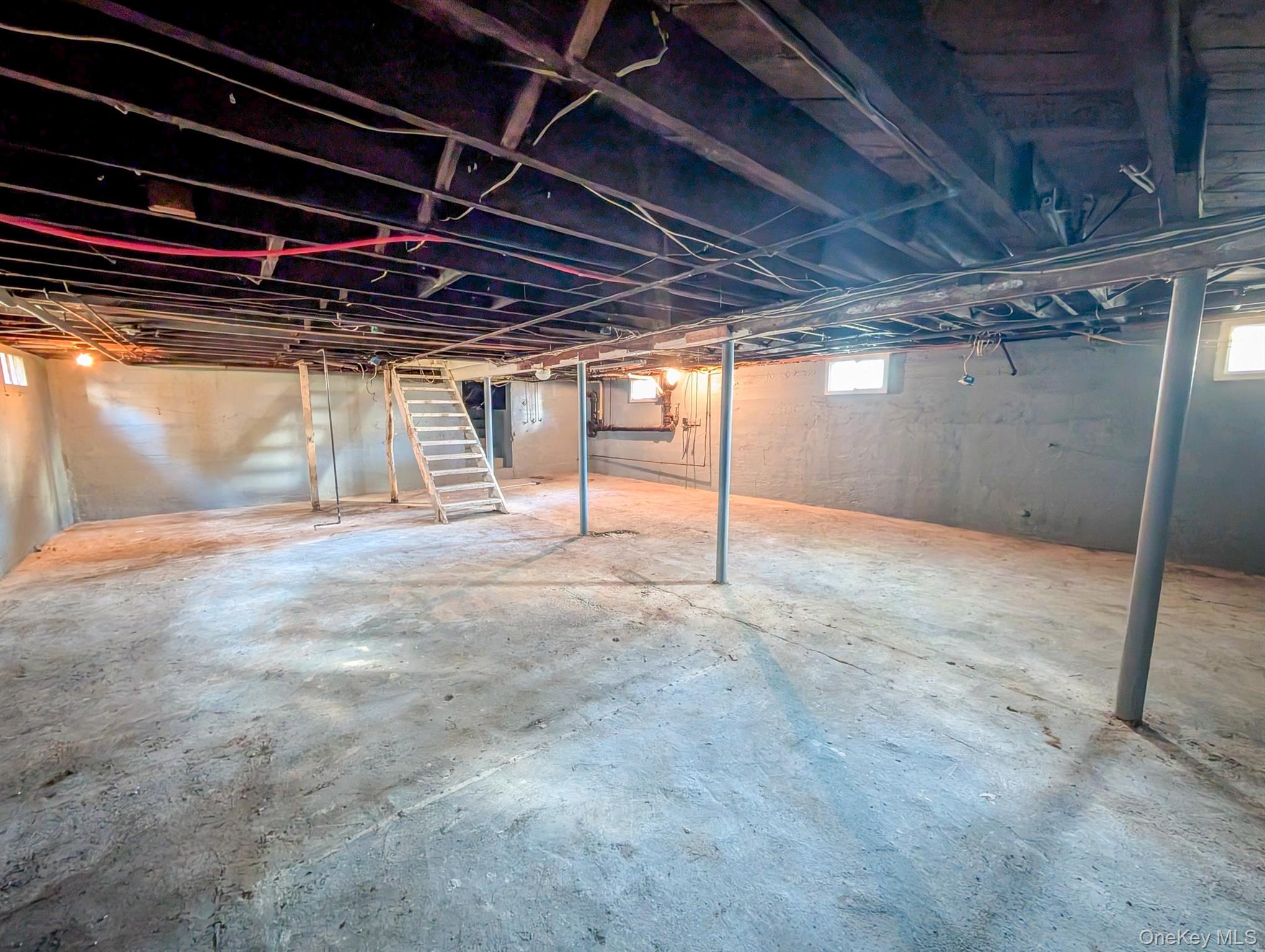 #14 photo, 909 2nd Street, サフォーク郡 East Northport , NY 11731