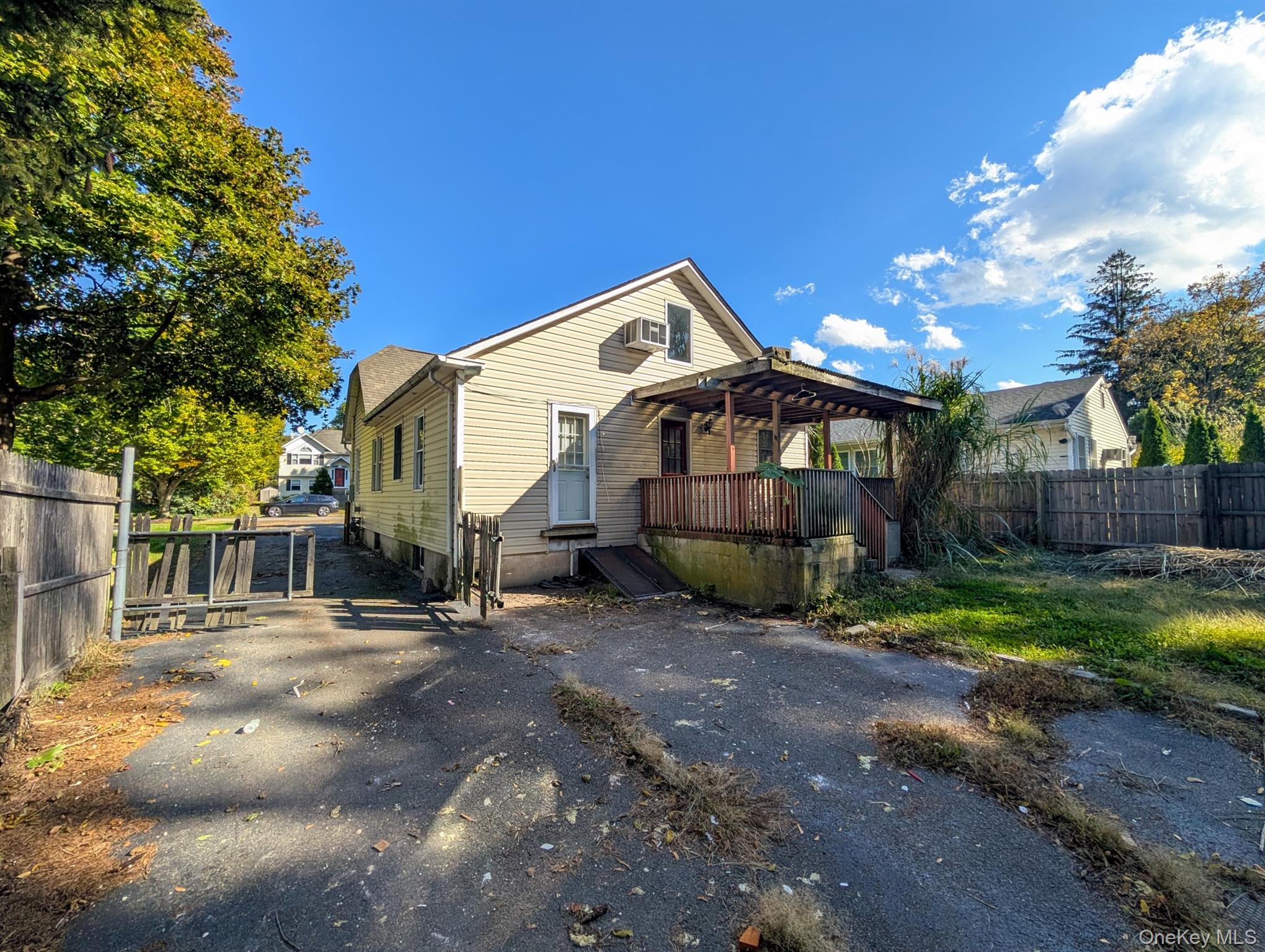 #16 photo, 909 2nd Street, サフォーク郡 East Northport , NY 11731