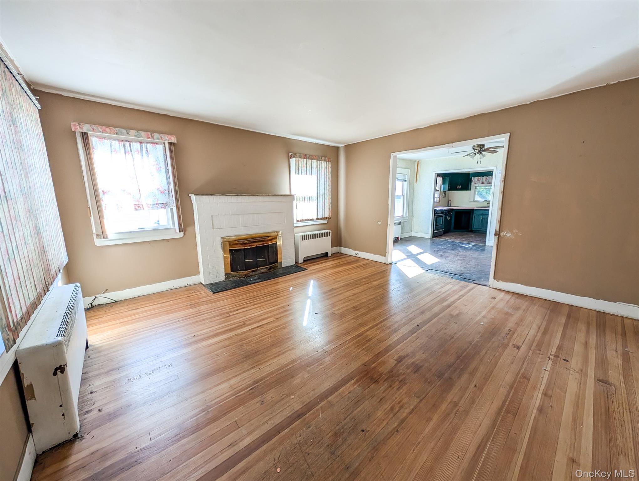 #3 photo, 909 2nd Street, サフォーク郡 East Northport , NY 11731