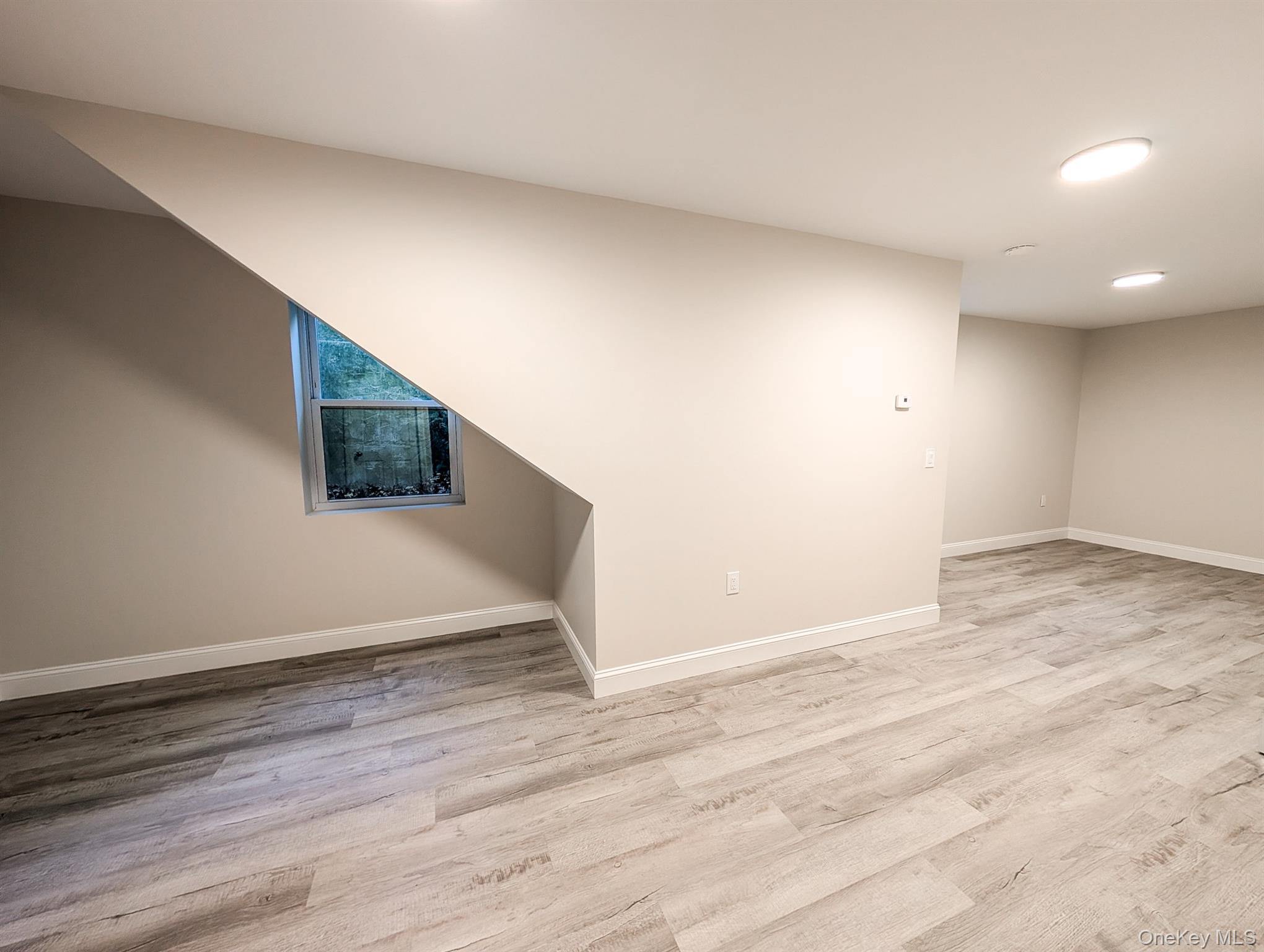 #19 photo, 56 Fry Boulevard, サフォーク郡 Patchogue , NY 11772