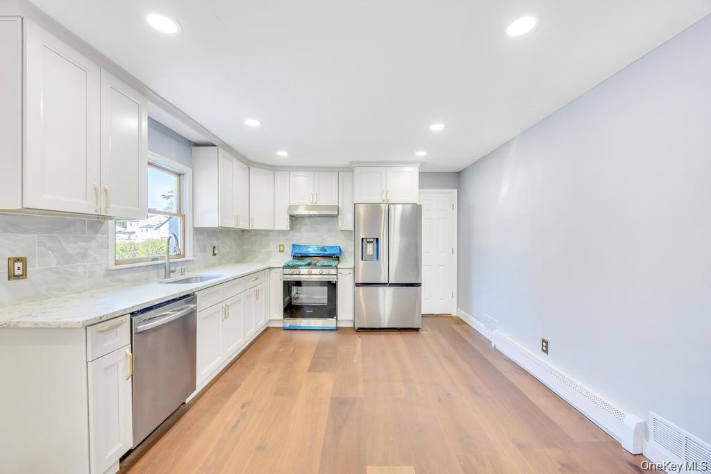 #17 photo, 358 Eastwood Boulevard, サフォーク郡 Centereach , NY 11720