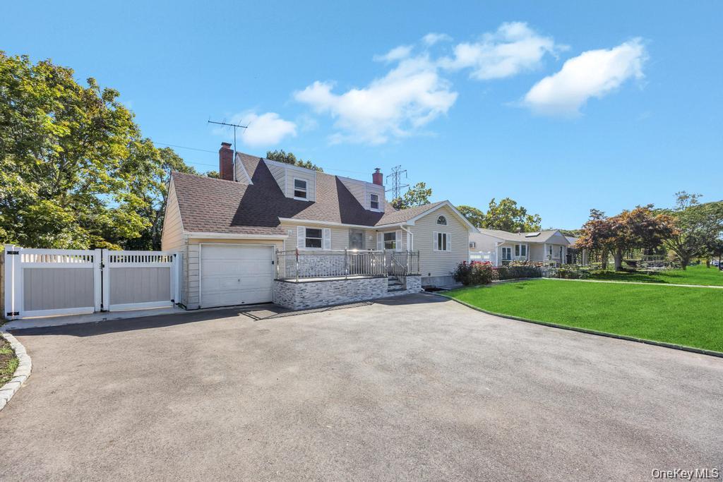 #3 photo, 358 Eastwood Boulevard, サフォーク郡 Centereach , NY 11720