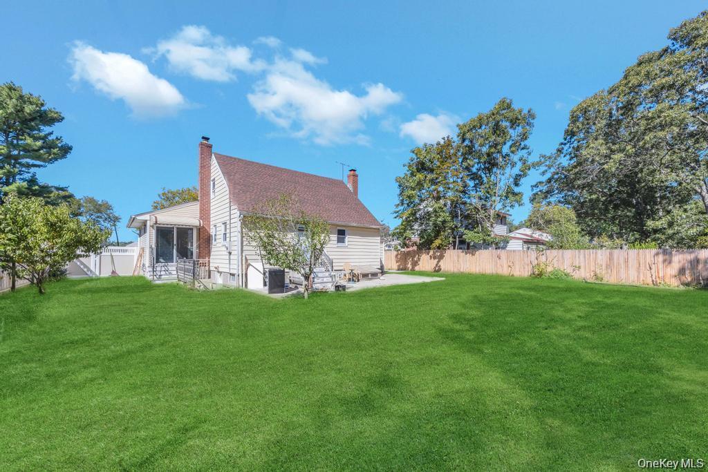 #7 photo, 358 Eastwood Boulevard, サフォーク郡 Centereach , NY 11720