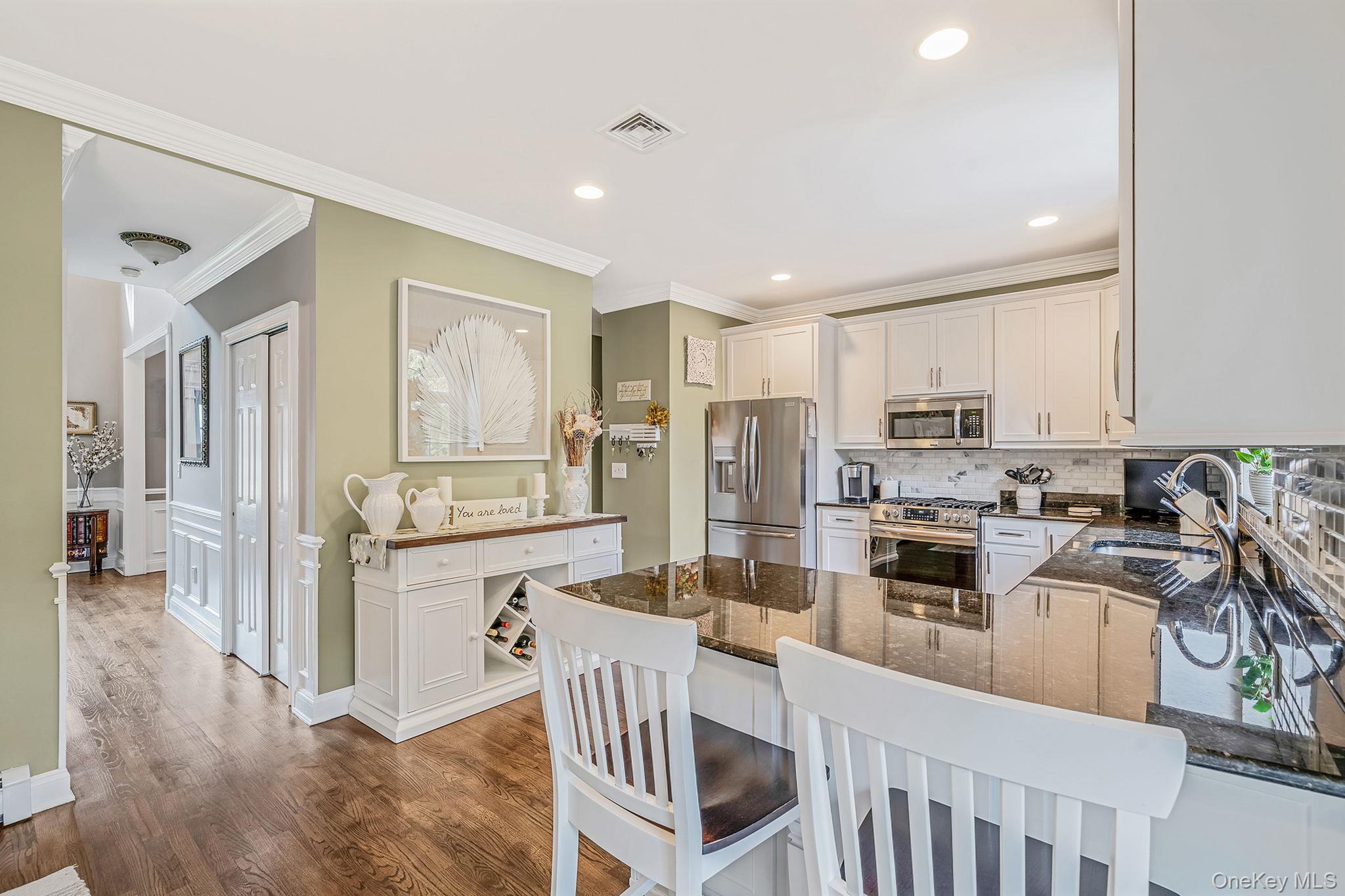 #13 photo, 445 Harrison Avenue, サフォーク郡 Miller Place , NY 11764