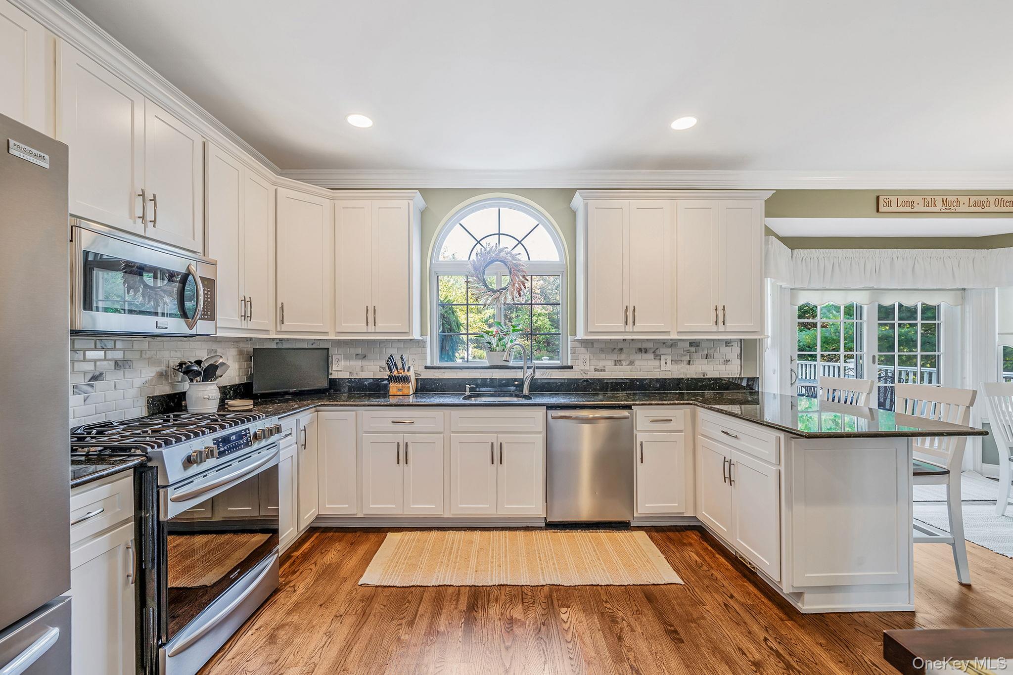 #14 photo, 445 Harrison Avenue, サフォーク郡 Miller Place , NY 11764