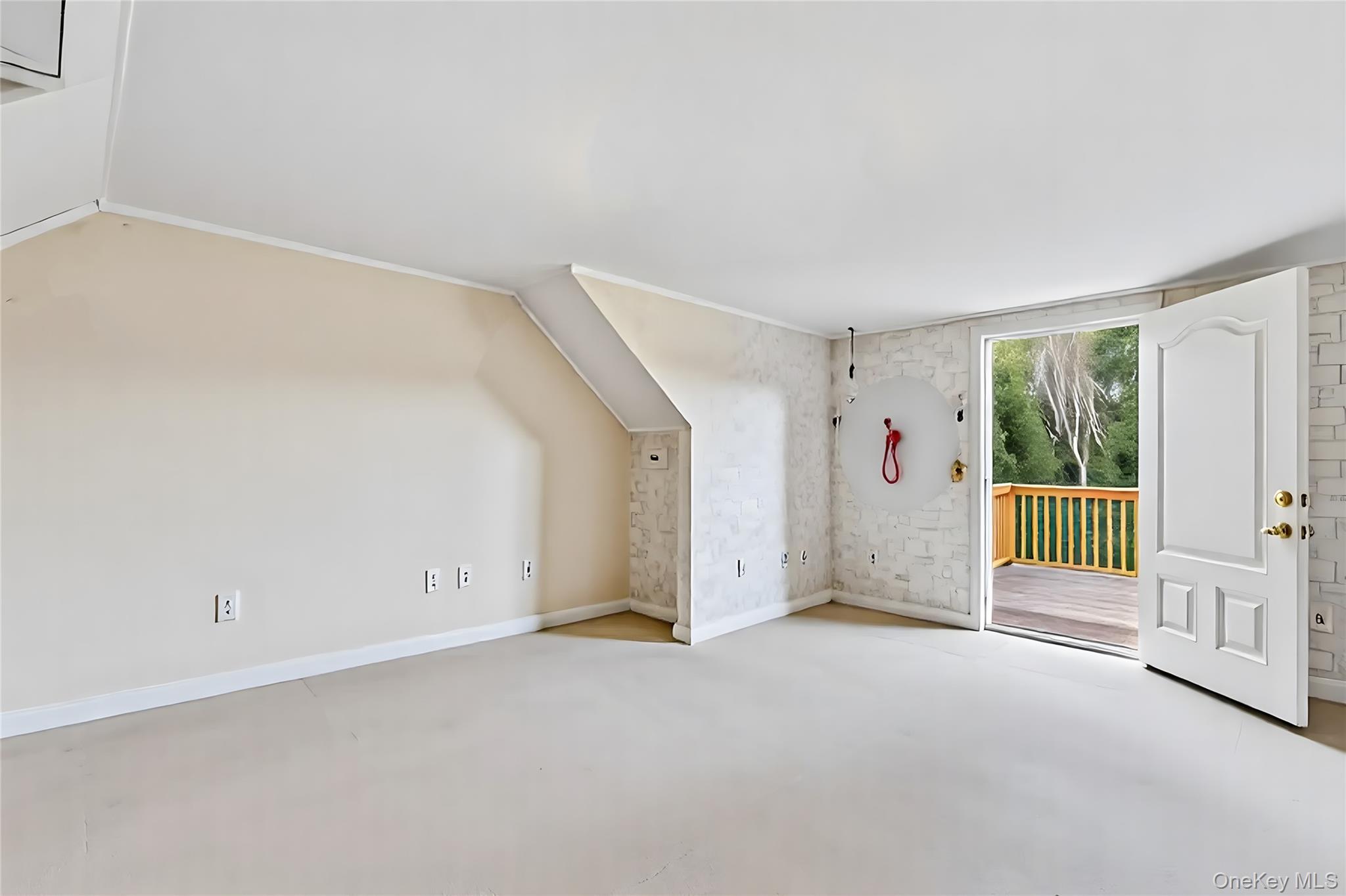 #13 photo, 738 Old Town Road, Port Jefferson Station , NY 11776