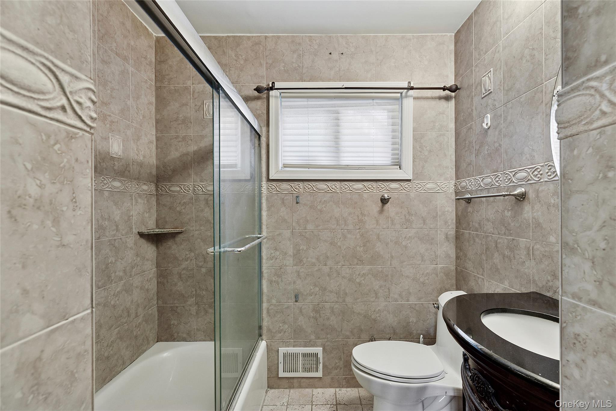 #18 photo, 738 Old Town Road, Port Jefferson Station , NY 11776