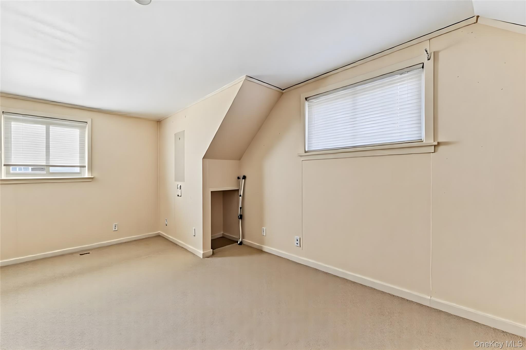 #20 photo, 738 Old Town Road, Port Jefferson Station , NY 11776