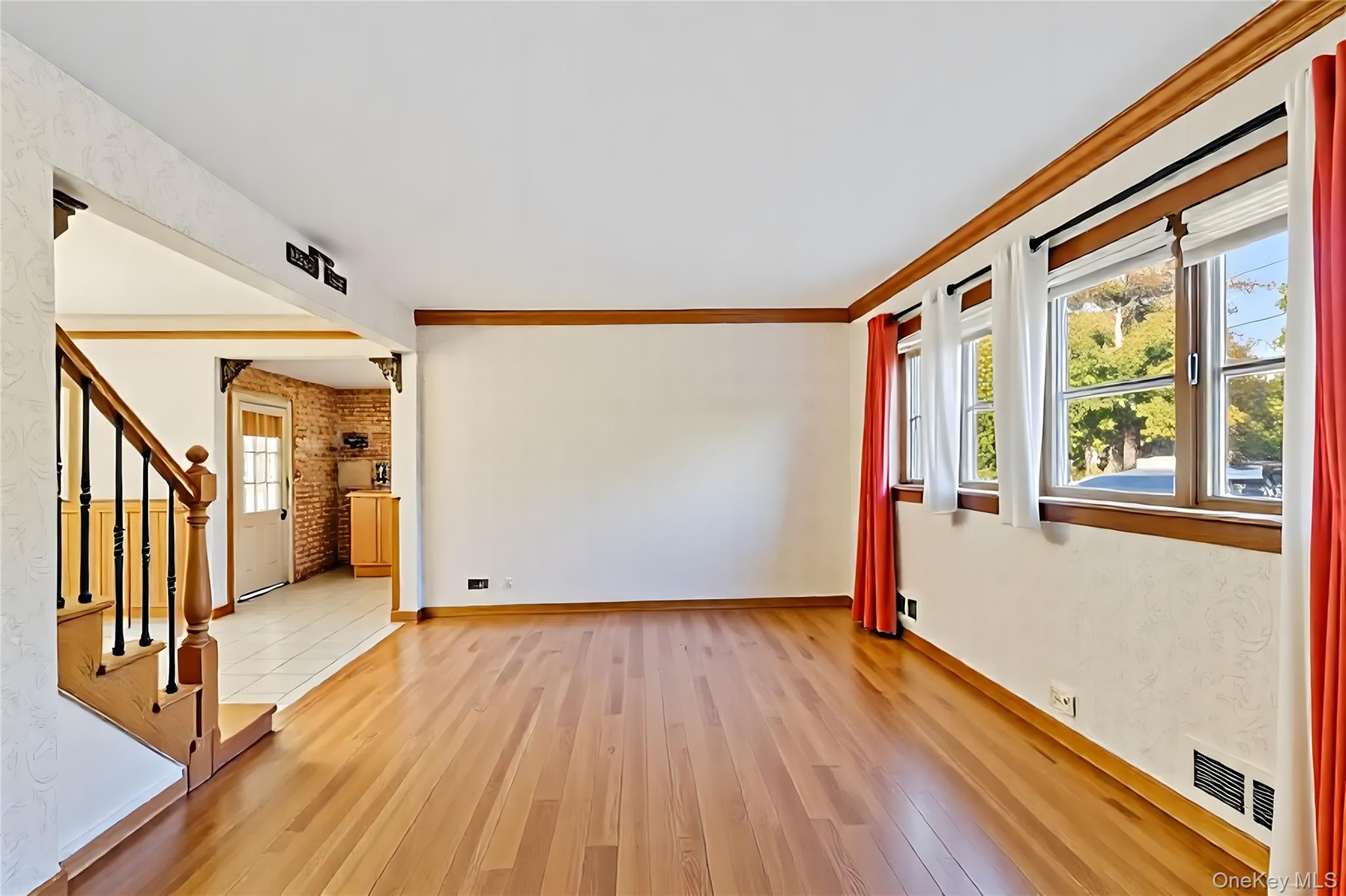 #5 photo, 738 Old Town Road, Port Jefferson Station , NY 11776