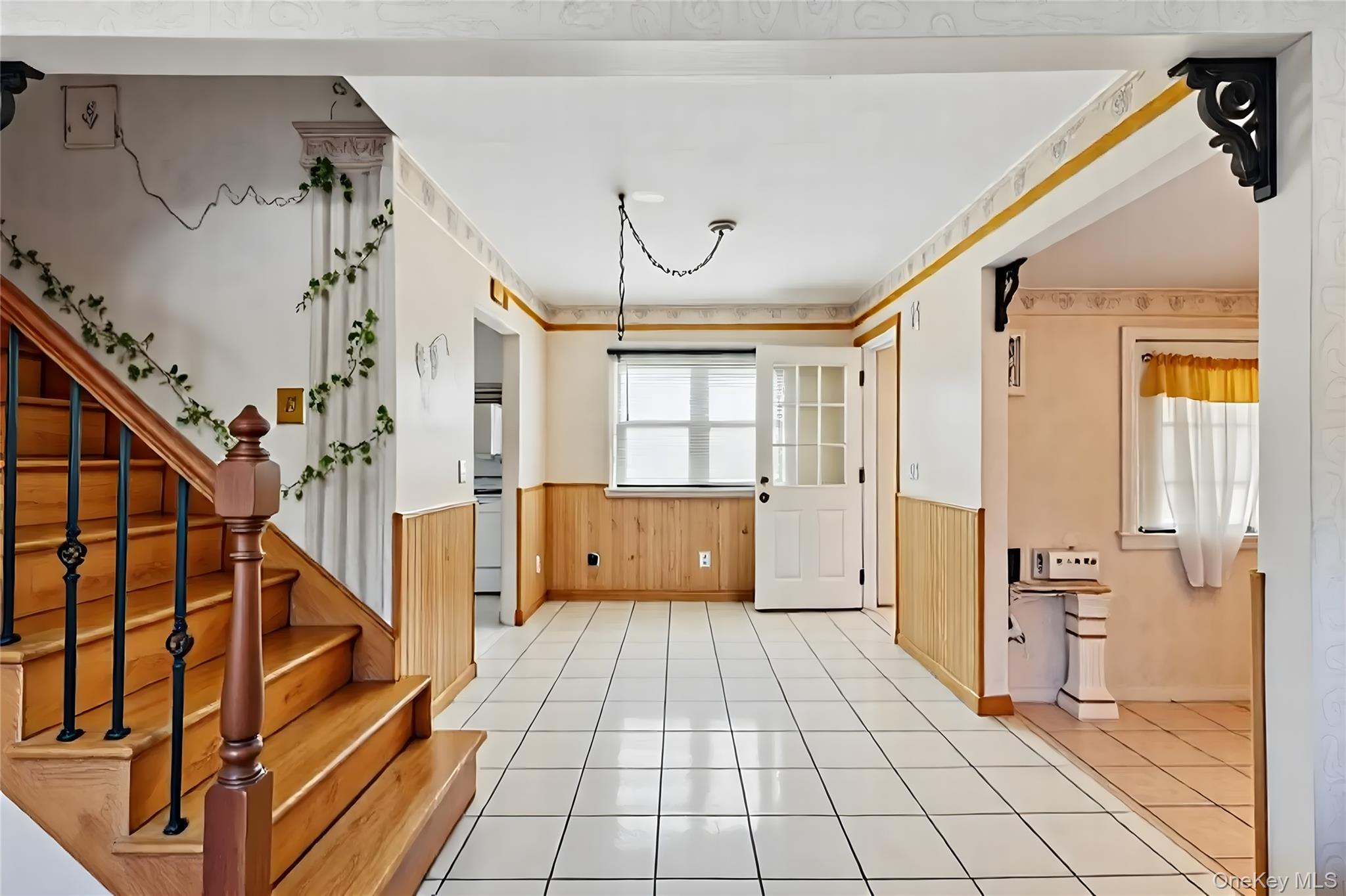 #8 photo, 738 Old Town Road, Port Jefferson Station , NY 11776