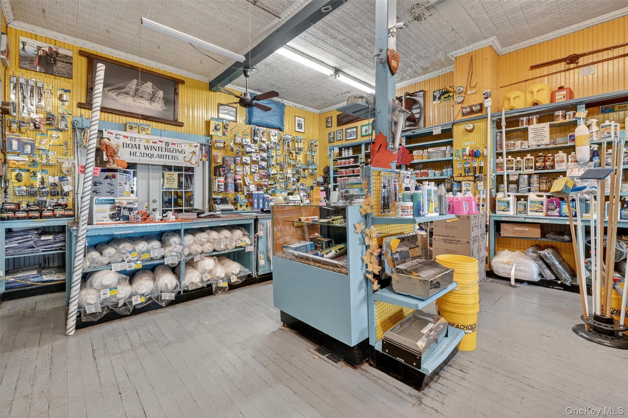 #10 photo, 526 City Island Avenue, ブロンクス区 Bronx , NY 10464