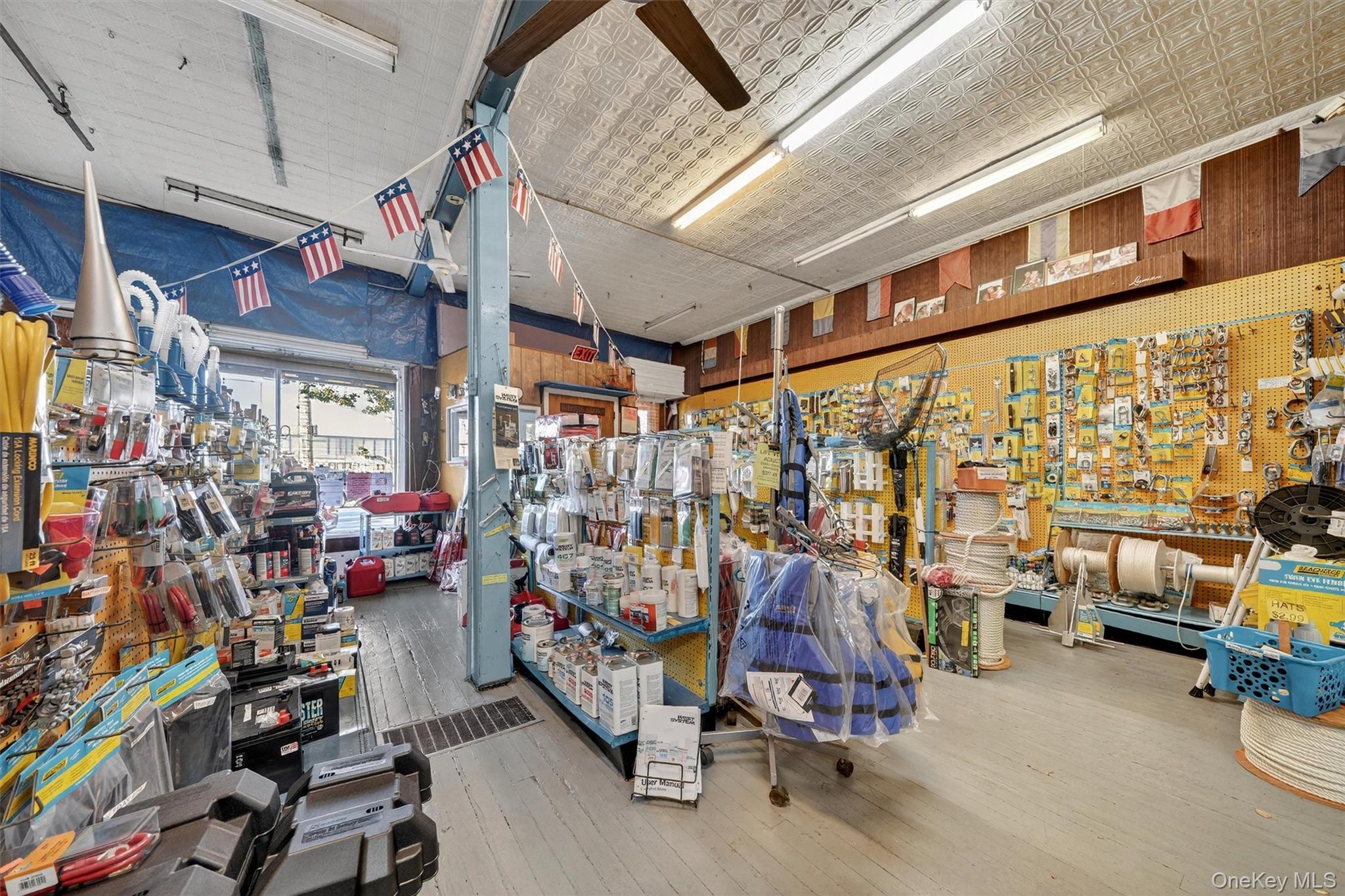 #6 photo, 526 City Island Avenue, ブロンクス区 Bronx , NY 10464