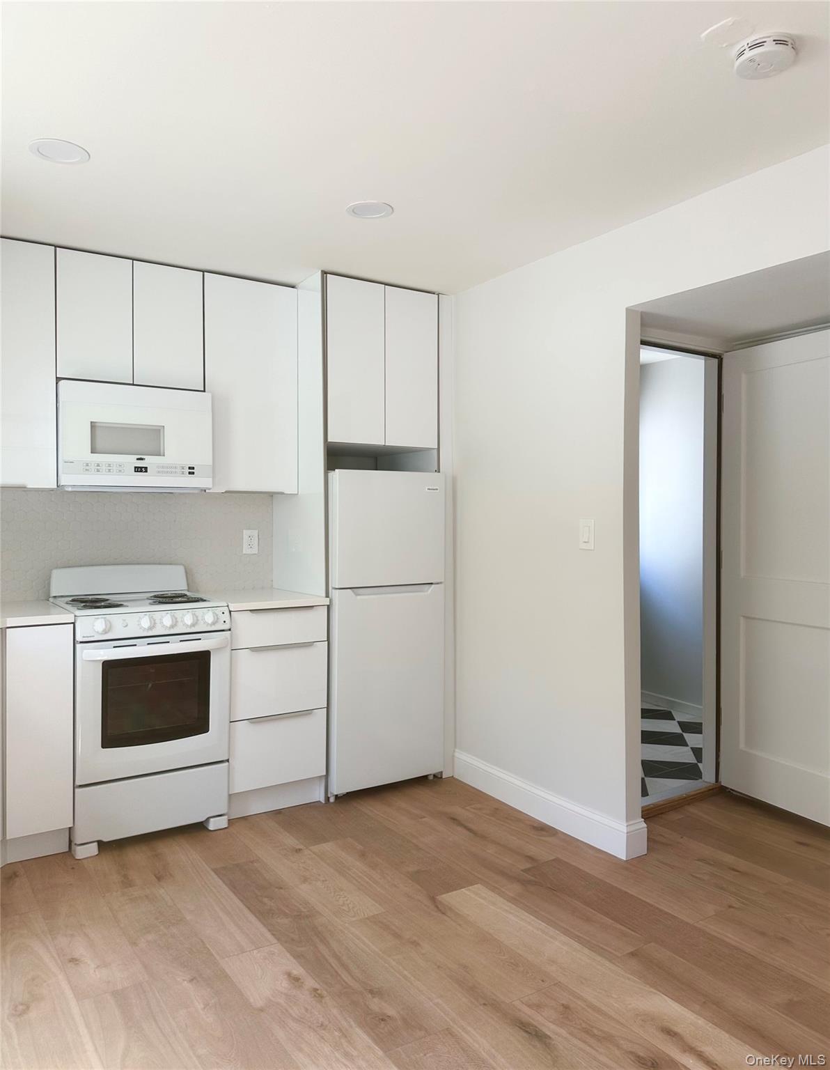 #3 photo, 85 Lake Street, West Harrison , NY 10604