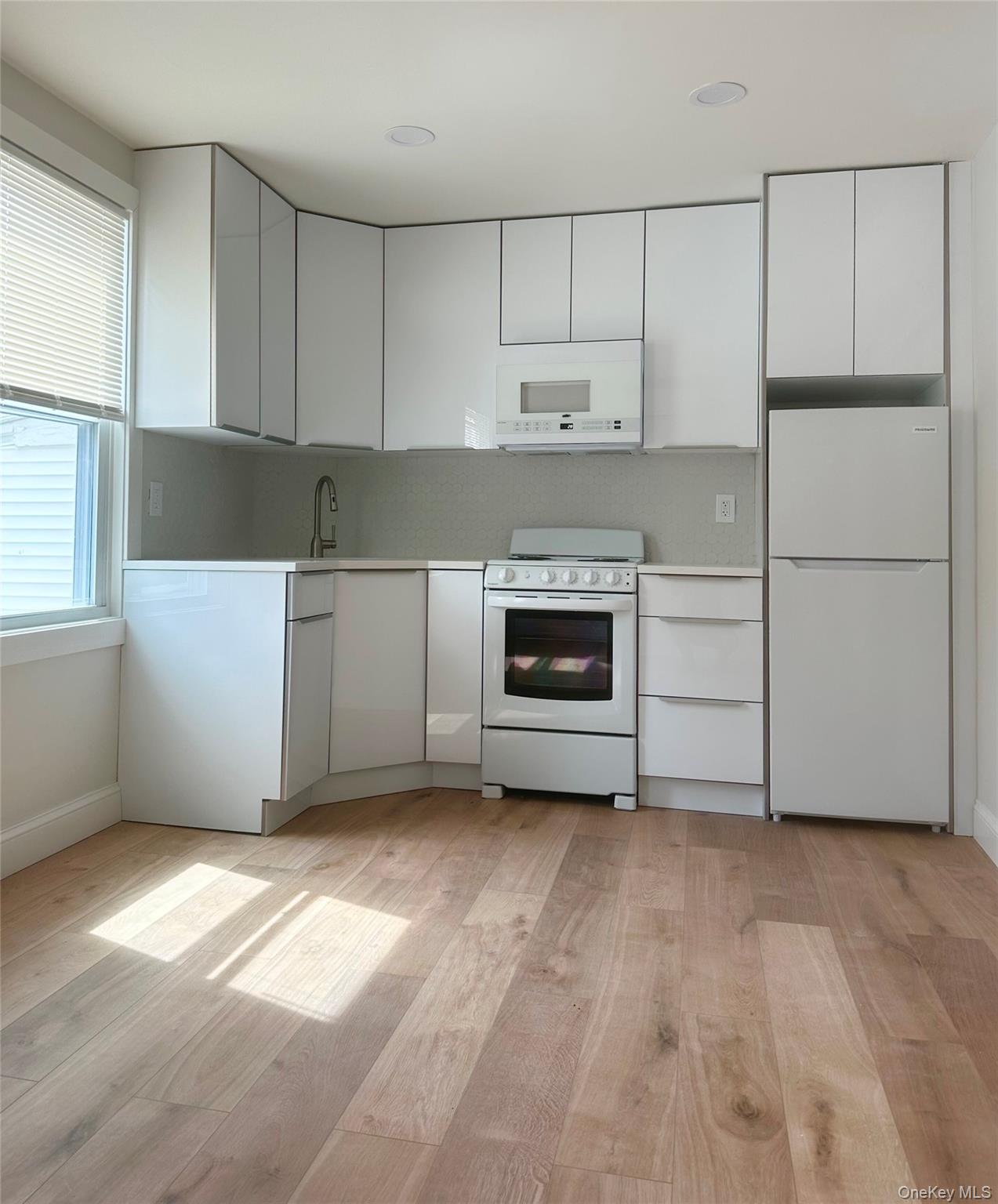 #6 photo, 85 Lake Street, West Harrison , NY 10604