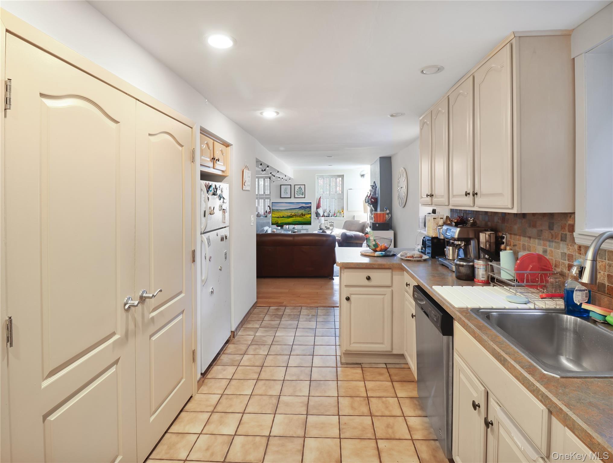 #12 photo, 52 Gedney Street, Nyack , NY 10960