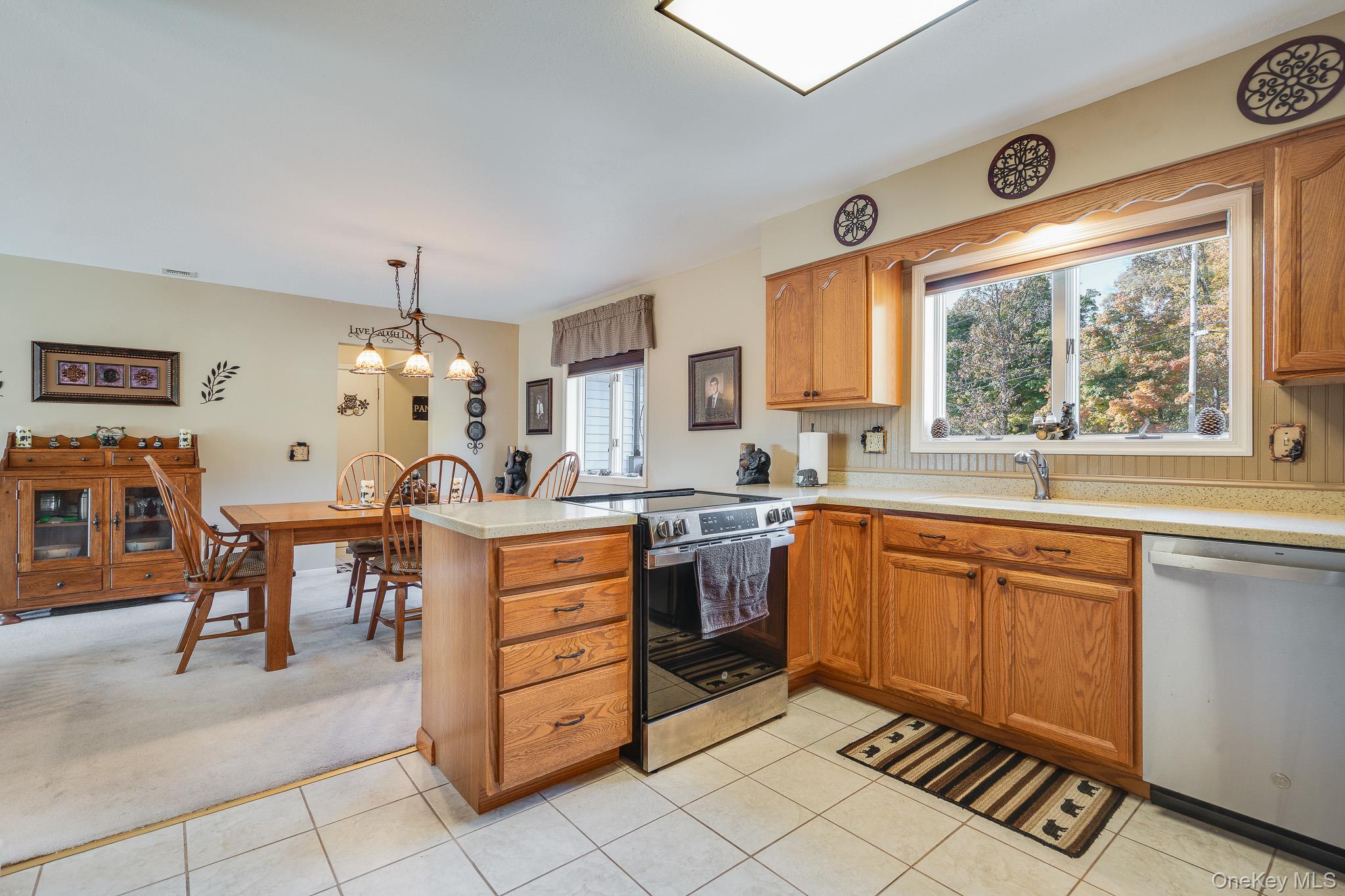 #5 photo, 198 Oswego Road, Pleasant Valley , NY 12569