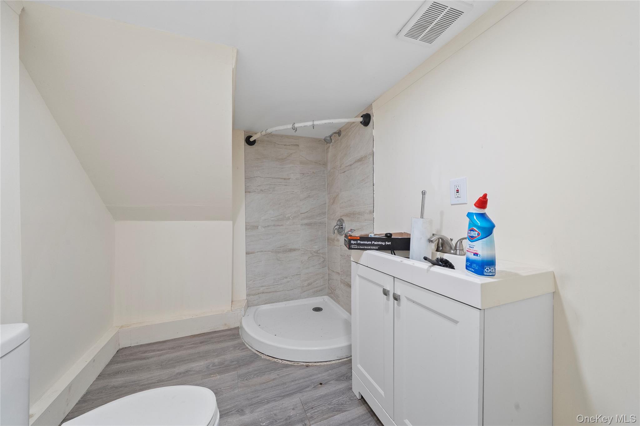 #13 photo, 99 Brooklyn Avenue, サフォーク郡 West Babylon , NY 11704