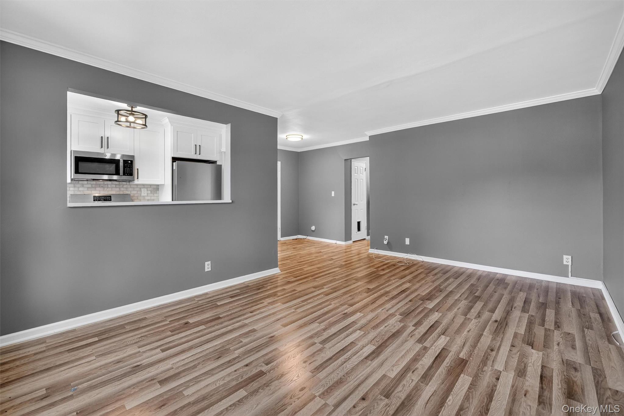 #10 photo, 260 Church Street, White Plains , NY 10603