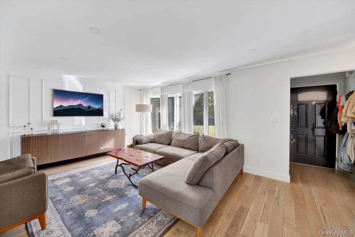 #3 photo, 2947 Curry Street, Yorktown Heights , NY 10598