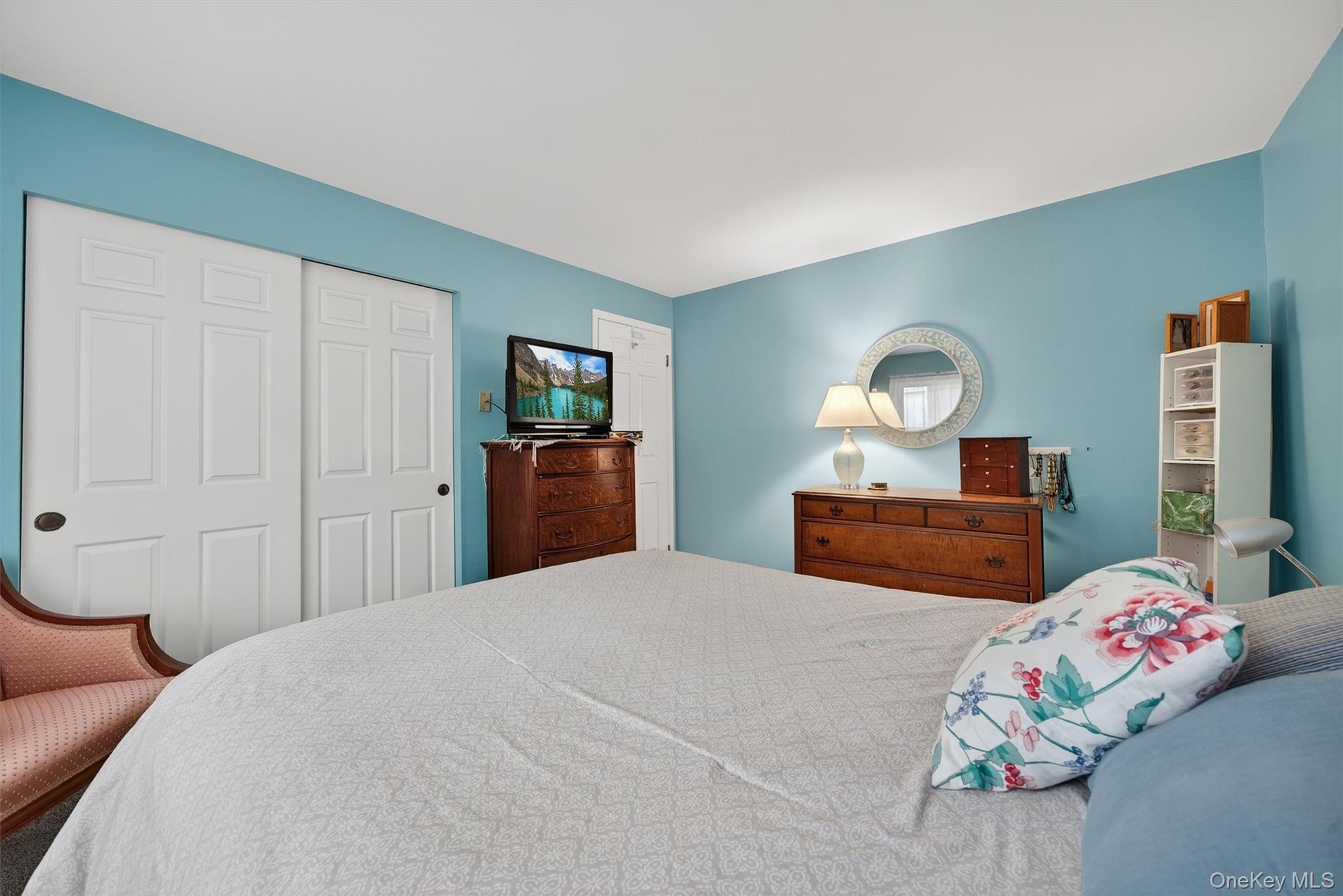 #19 photo, 118 Shore Drive, New Windsor , NY 12553