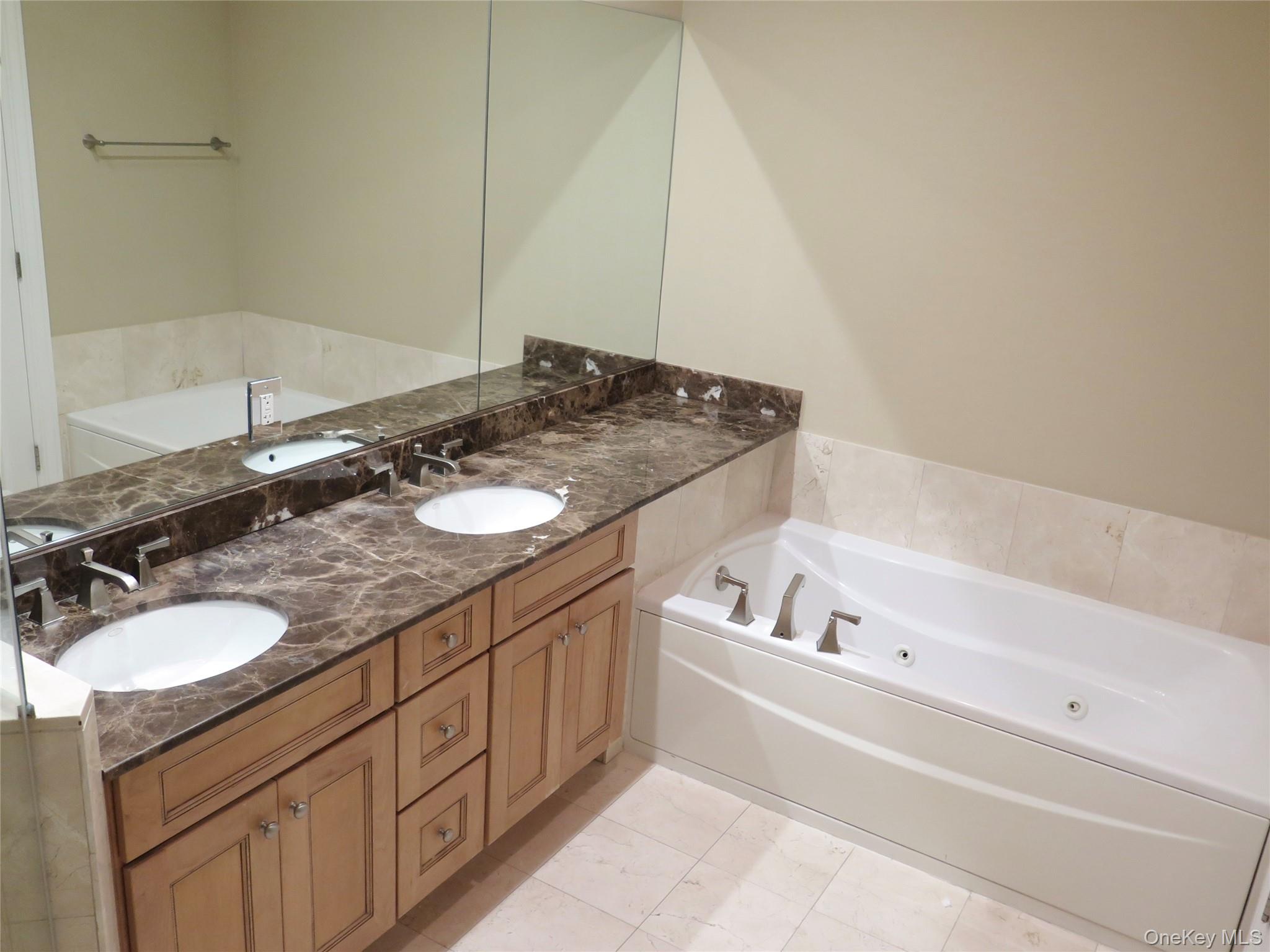 #7 photo, 55 1st Street, Pelham , NY 10803