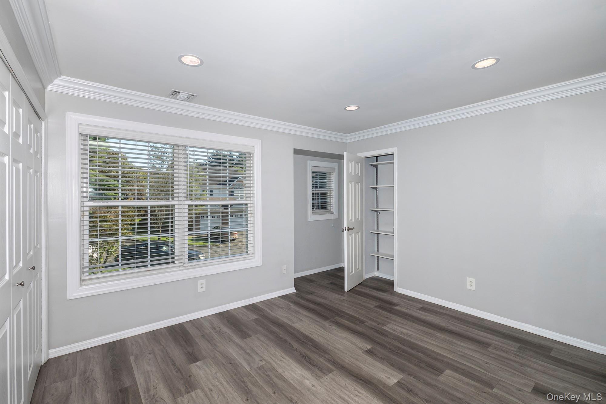 #4 photo, 145 Horizon View Drive, サフォーク郡 Farmingville , NY 11738