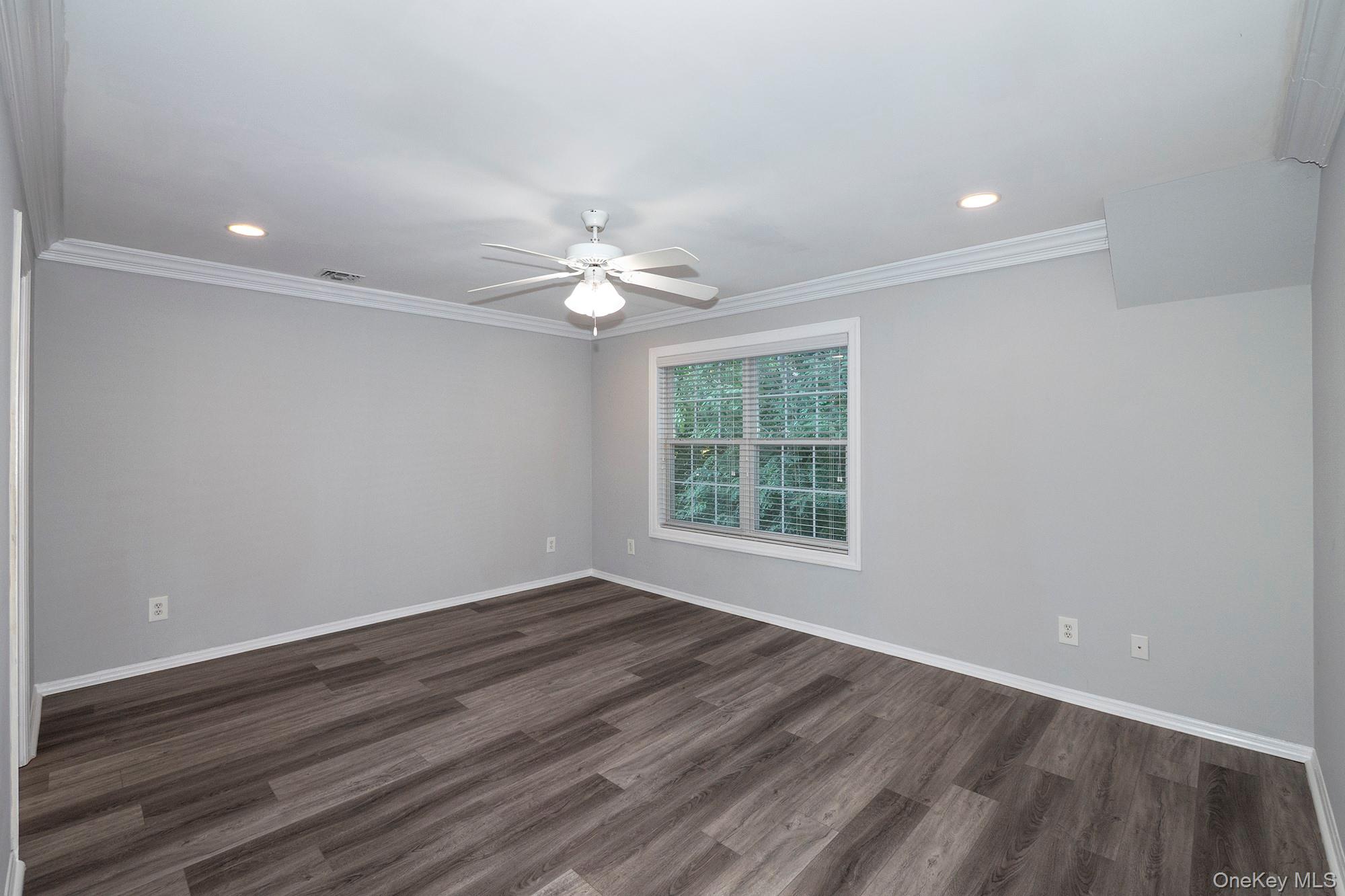 #8 photo, 145 Horizon View Drive, サフォーク郡 Farmingville , NY 11738