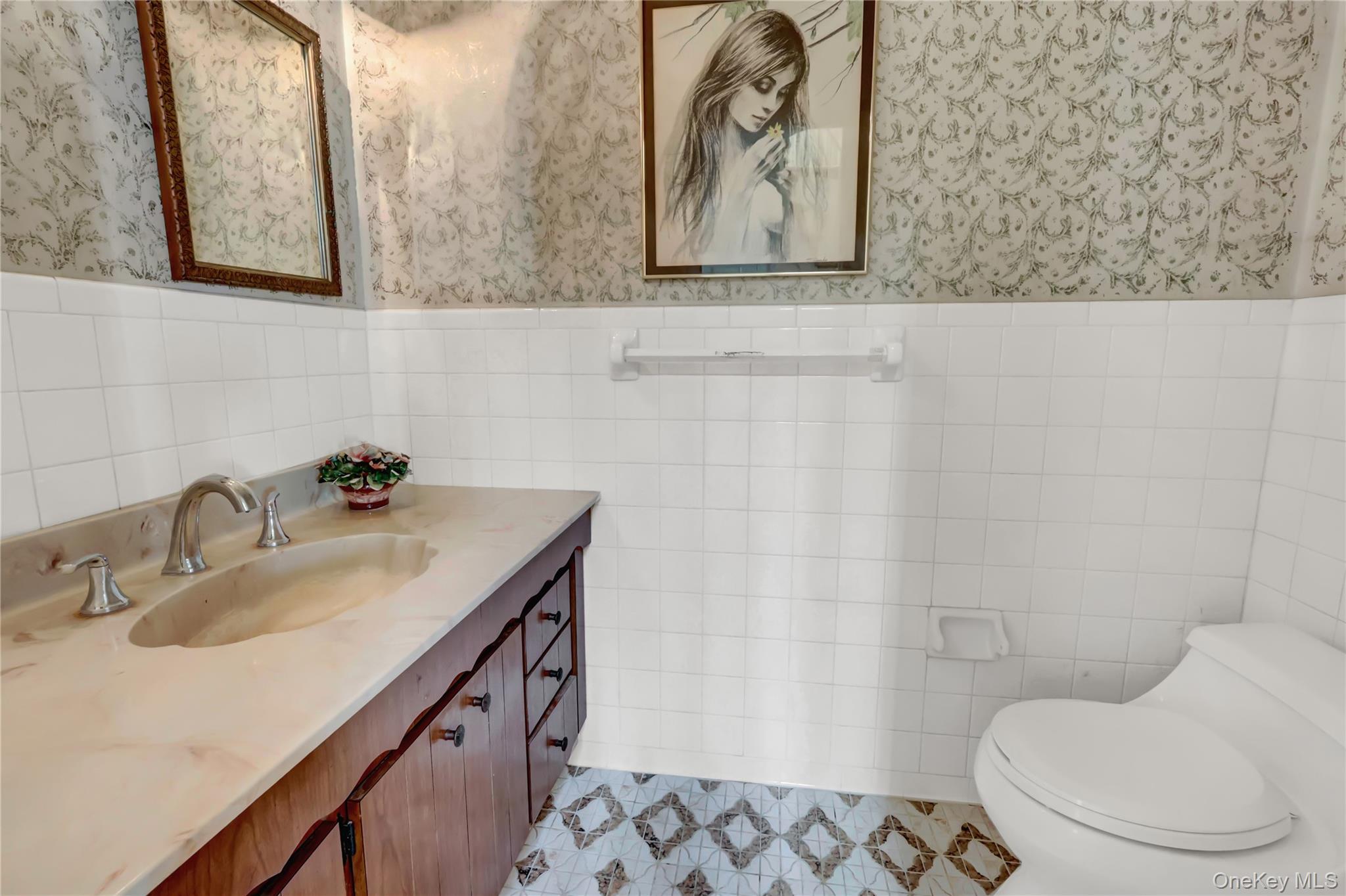 #4 photo, 1538 10th Street, サフォーク郡 West Babylon , NY 11704