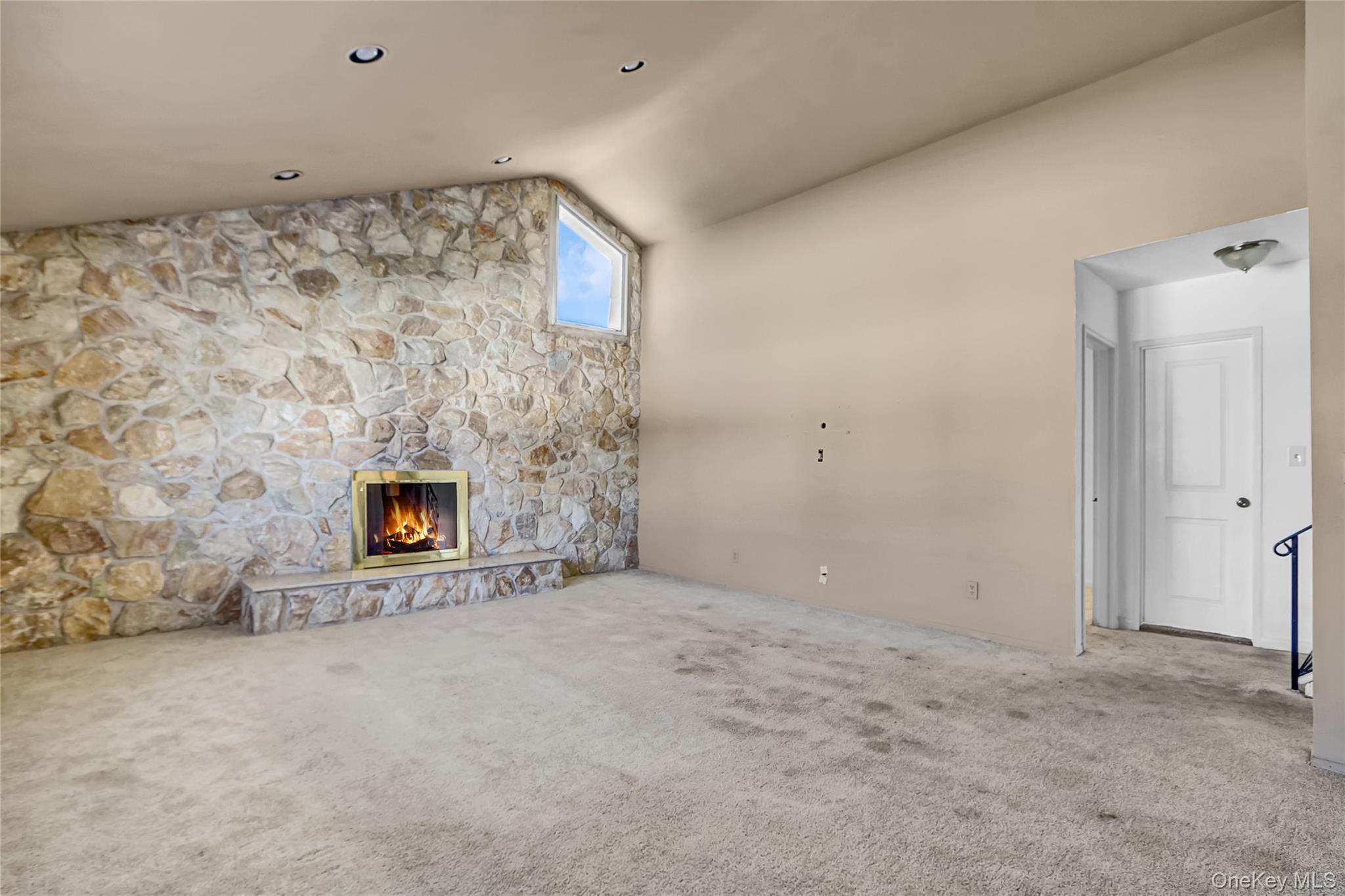 #14 photo, 25 Park Circle, Cedarhurst , NY 11516