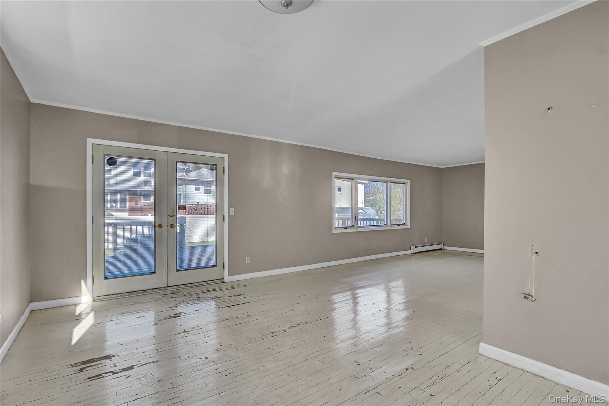 #8 photo, 25 Park Circle, Cedarhurst , NY 11516