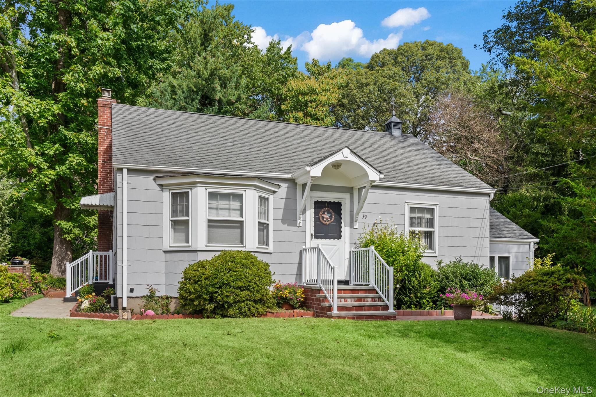 #1 photo, 39 Lewis Court, Huntington Station , NY 11746