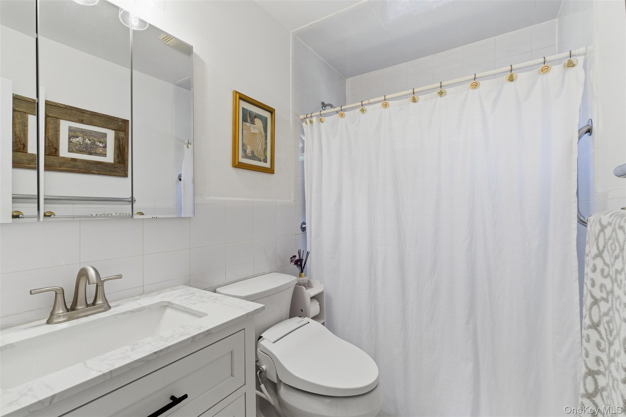 #11 photo, 39 Lewis Court, Huntington Station , NY 11746